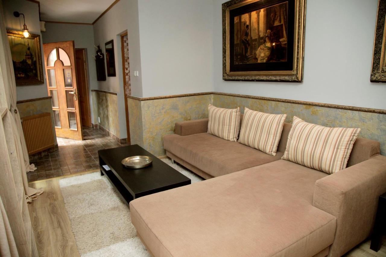 Vintage Apartment - Ultracentral, 2 Dormitoare ซิวิโชอารา ภายนอก รูปภาพ