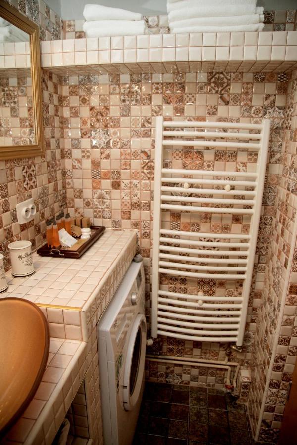 Vintage Apartment - Ultracentral, 2 Dormitoare ซิวิโชอารา ภายนอก รูปภาพ
