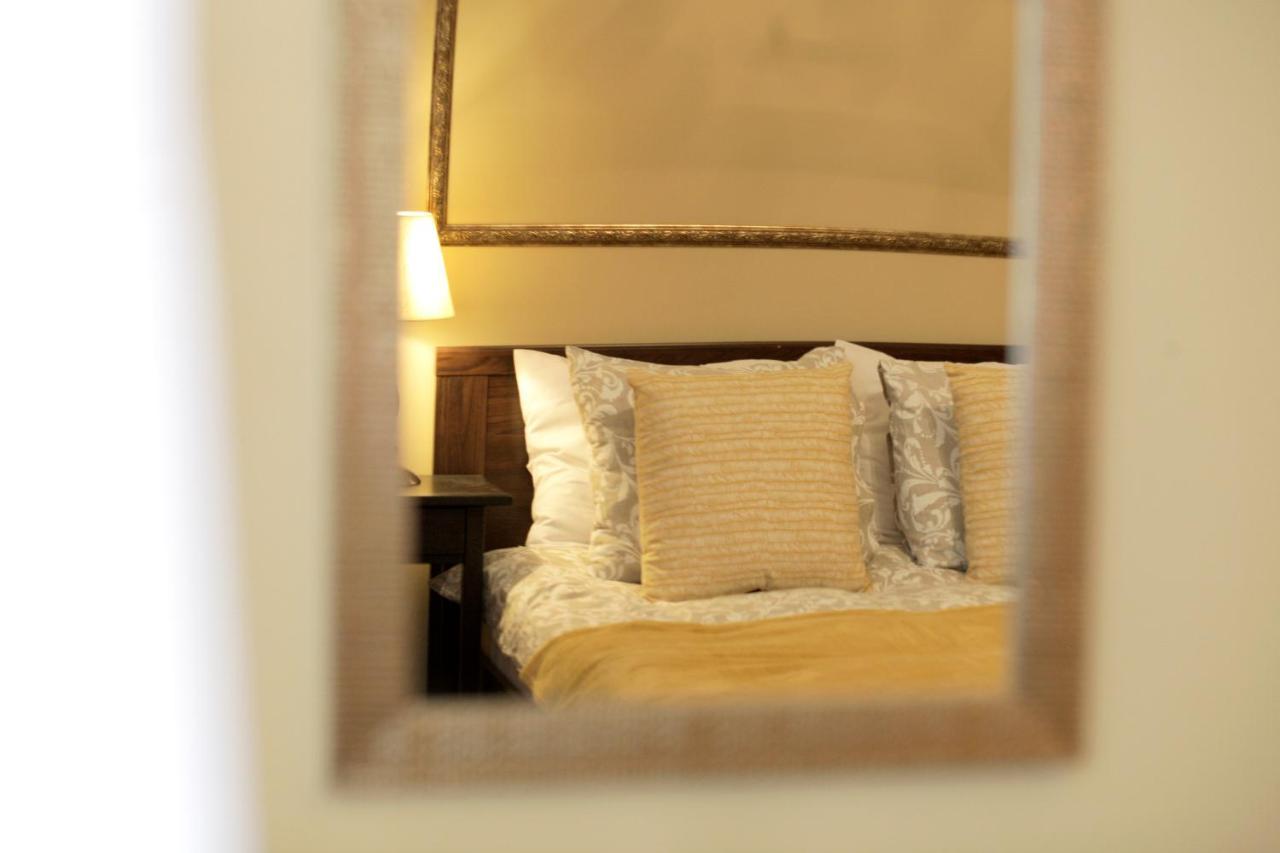 Vintage Apartment - Ultracentral, 2 Dormitoare ซิวิโชอารา ภายนอก รูปภาพ